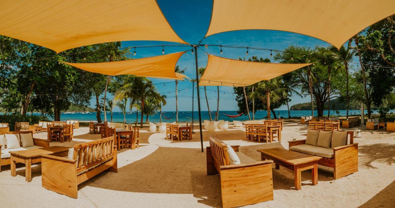 Café de Playa beach front suites Coco Esterno foto