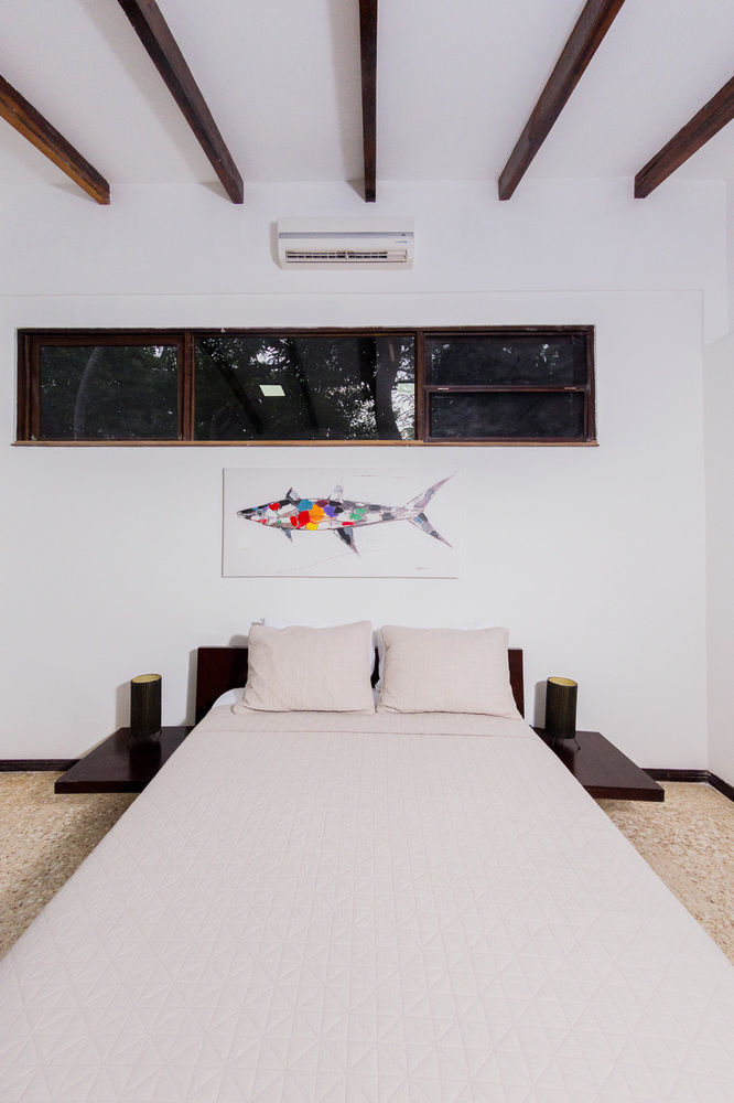 Café de Playa beach front suites Coco Esterno foto